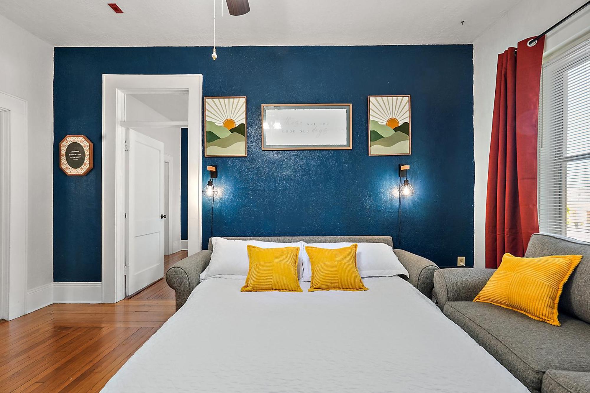Downtown Den-King Bed~Heart Of Eustis~Queen Sleeper~Upstairs~Bright & Happy Екстериор снимка